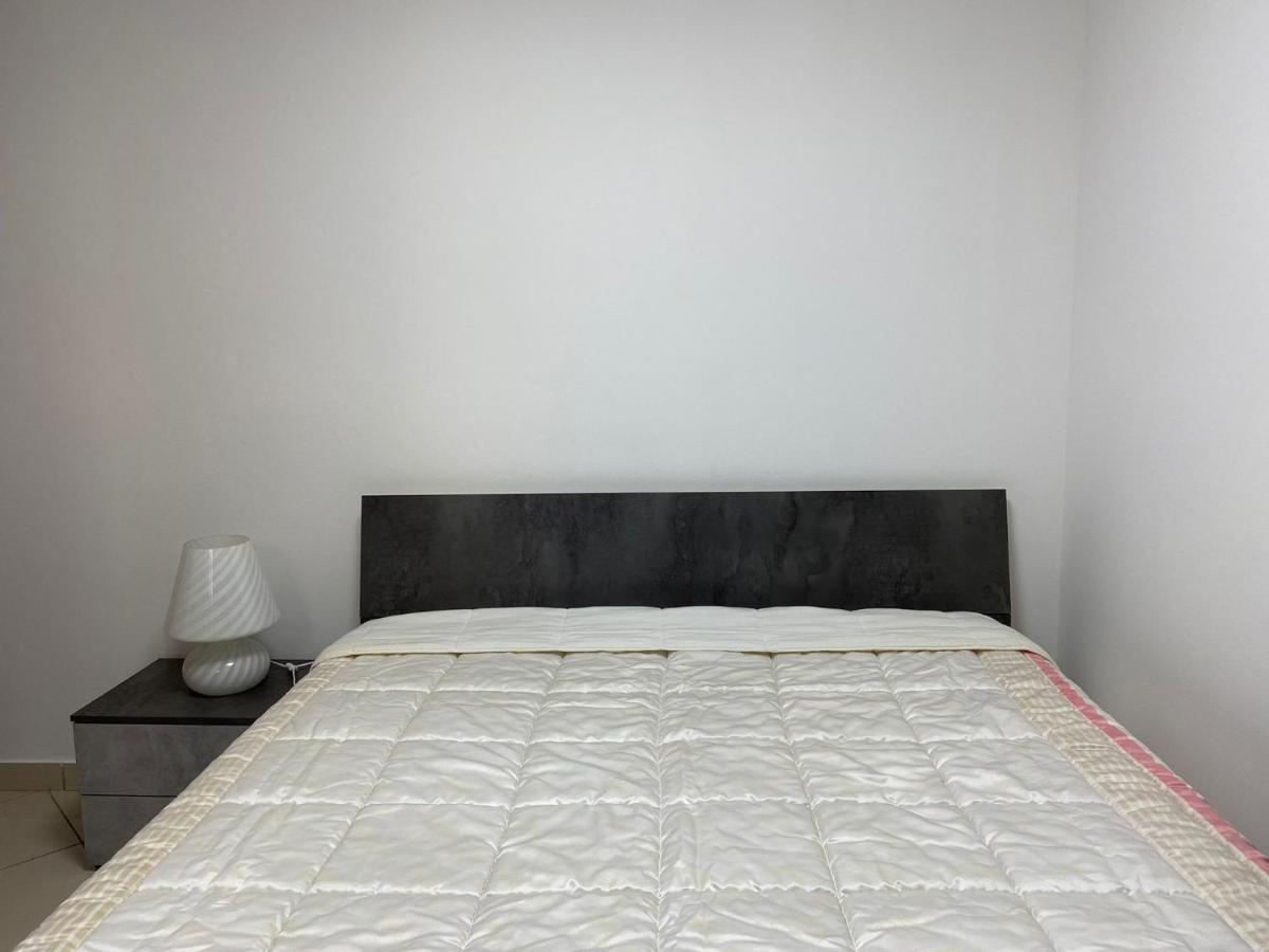 Room Mazzini Лечче Экстерьер фото